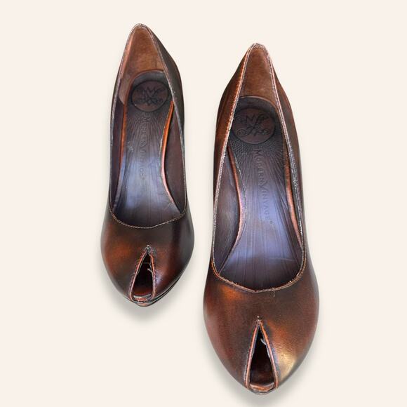 Pin Up Peep Toe Brown Leather Heels Modern Vintage Brand size 7.5 (38) - Picture 2 of 6